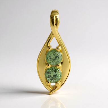 Madagaskar-Demantoid-Goldanhänger (John Ferry)