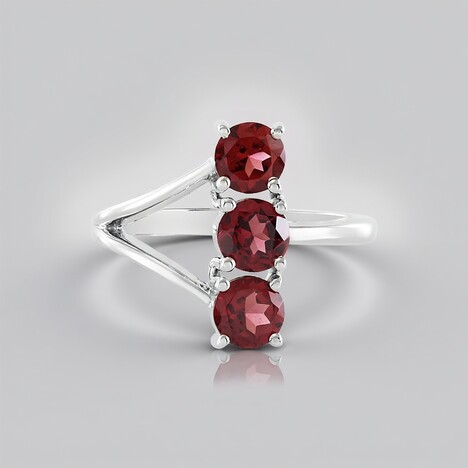 Bague en argent et Grenat du Mozambique