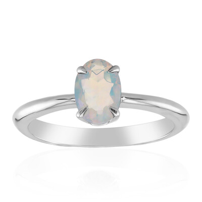 Anello in argento con Opale di Welo