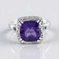 Anello in argento con Ametista del Marocco