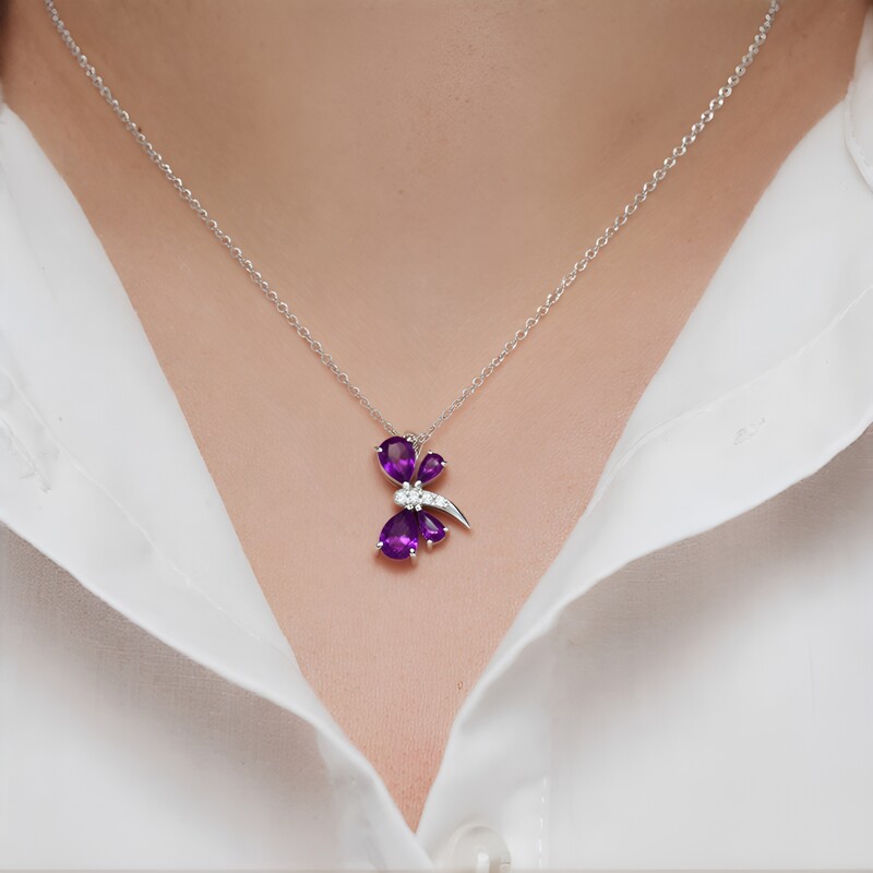 Ciondolo in argento con Ametista Zambiana