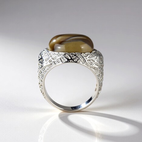 Anello in argento con Pietra Focaia (dagen)