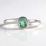 Bague en argent et Emeraude de Russie