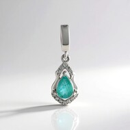 Pendentif en argent et Grandidierite