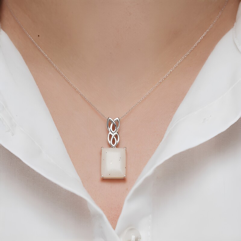 Colgante en plata con Ágata brillante