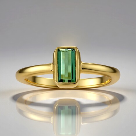 Anello in argento con Tormalina Verde di Benedito (Adela Silber)