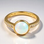 Anello in oro con Opale di Welo AAA (CIRARI)