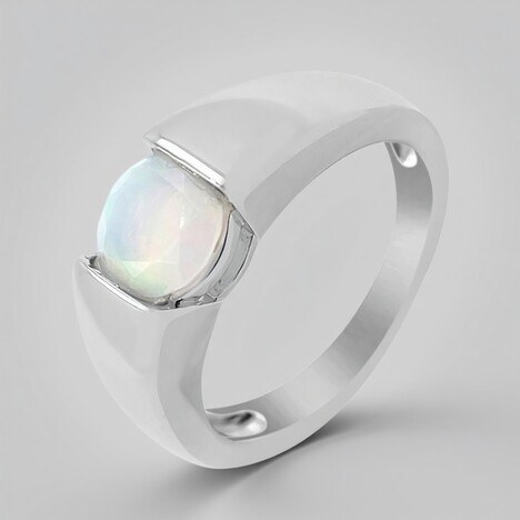 Anello in argento con Opale di Welo