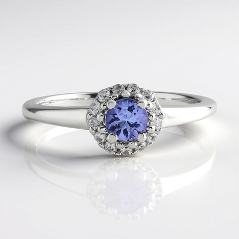 Anello in argento con Tanzanite