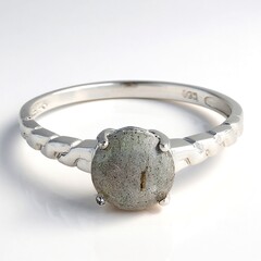 Anello in argento con Spectrolite