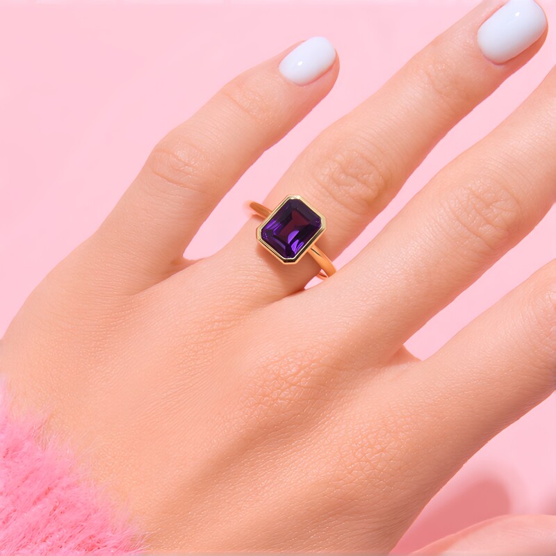 Anillo en plata con Amatista de Zambia