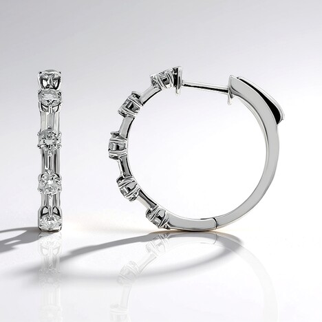 Orecchini in oro con Diamante I1 (H) (CIRARI)