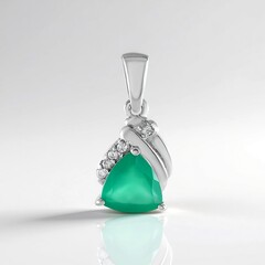 Ciondolo in argento con Onice Verde