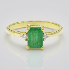 Anello placcato in oro con Smeraldo Bahia