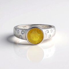 Anello in argento con Zaffiro Giallo del Madagascar