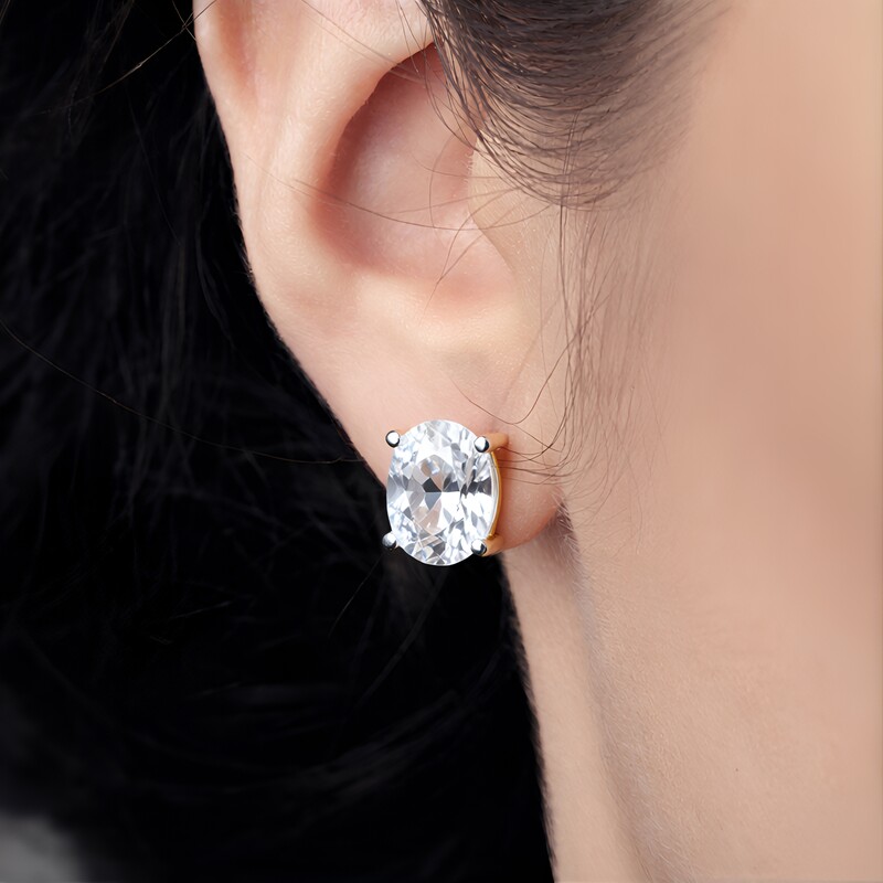 Pendientes en oro con Zircón