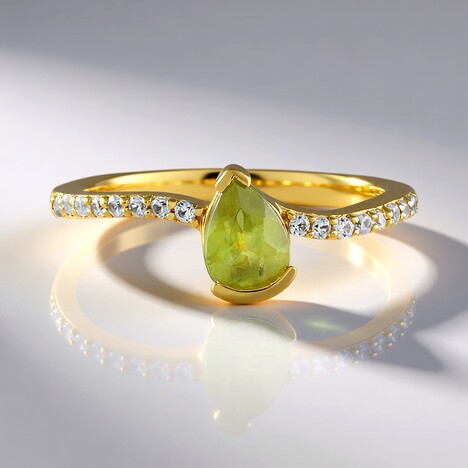 Anello in argento con Sfene