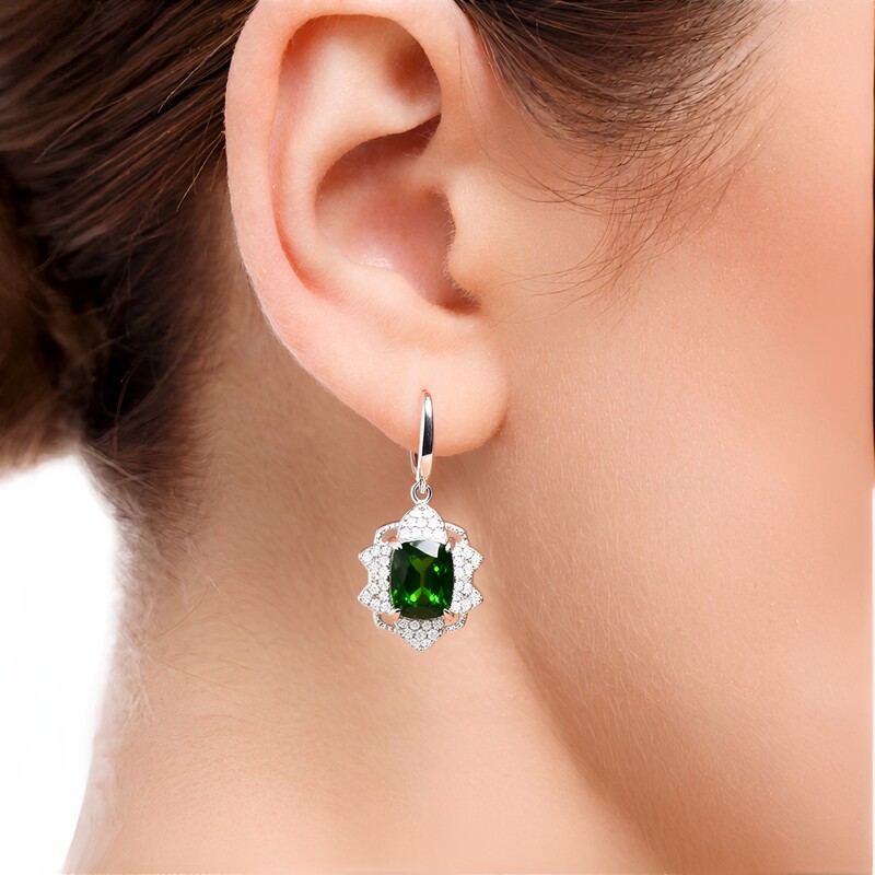 Orecchini in argento con Diopside Russo