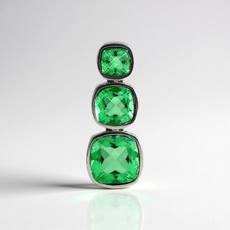 Ciondolo in argento con Quarzo Verde Smeraldo (MONOSONO COLLECTION)