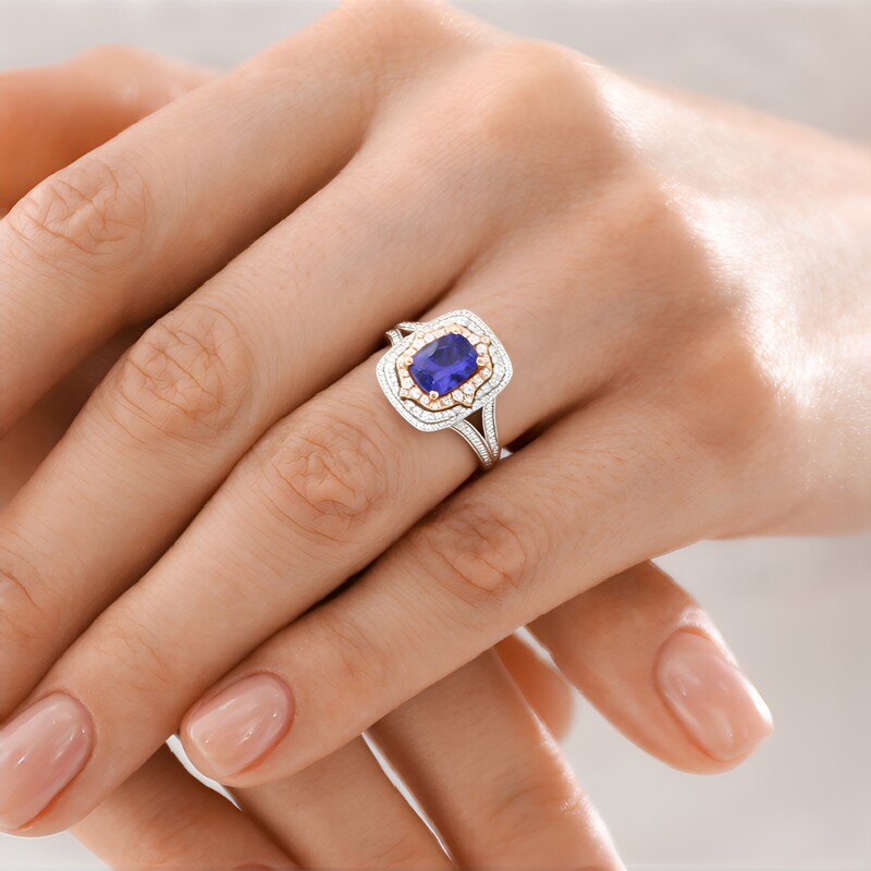 Anello in oro con Tanzanite AAA (CIRARI)