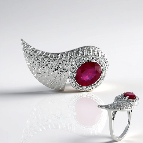 Anello in argento con Rubino Bemainty (MONOSONO COLLECTION)