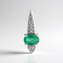 Ciondolo in argento con Smeraldo Russo