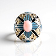 Anillo en plata con Ópalo rosa (Adela Silber)