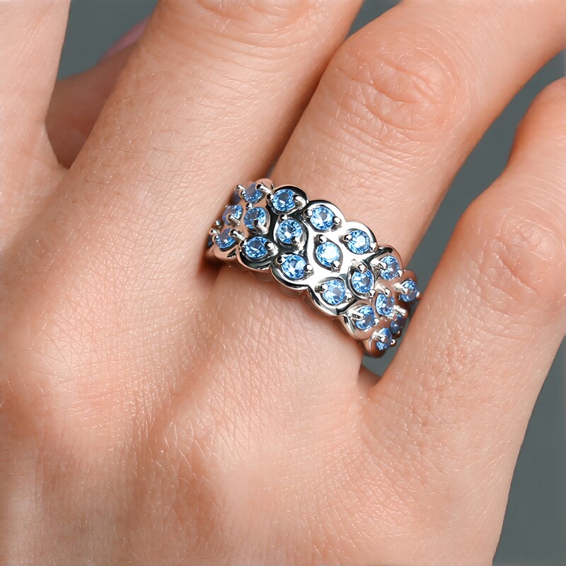 Bague en argent et Topaze bleu Suisse