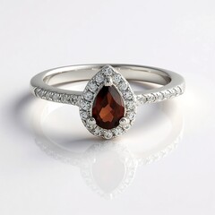 Anello in argento con Zircone Lampone