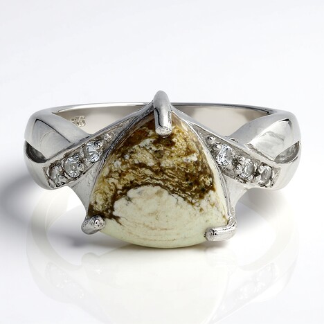 Anello in argento con Magnesite