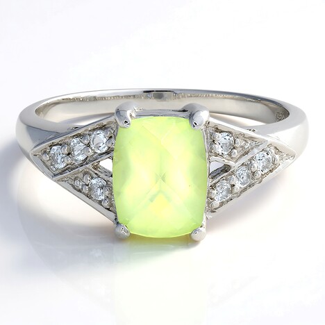 Anello in argento con Prehnite