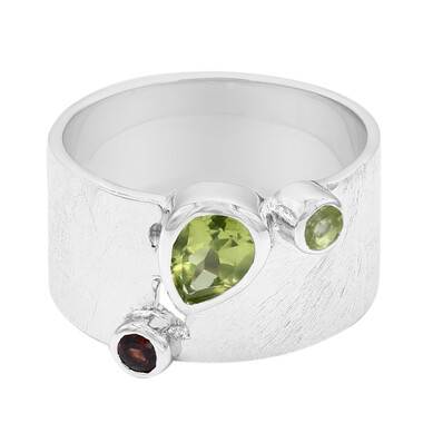 Anello in argento con Peridoto (MONOSONO COLLECTION)