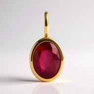 Zilveren hanger met een Bemainty robijn