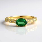Anello in argento con Apatite Verde