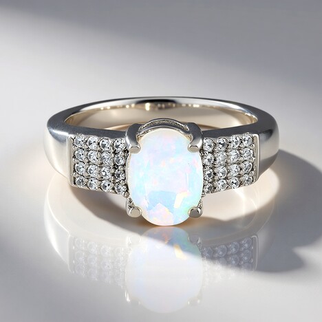 Anello in argento con Opale di Welo