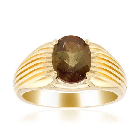 Anillo en oro con Andalucita