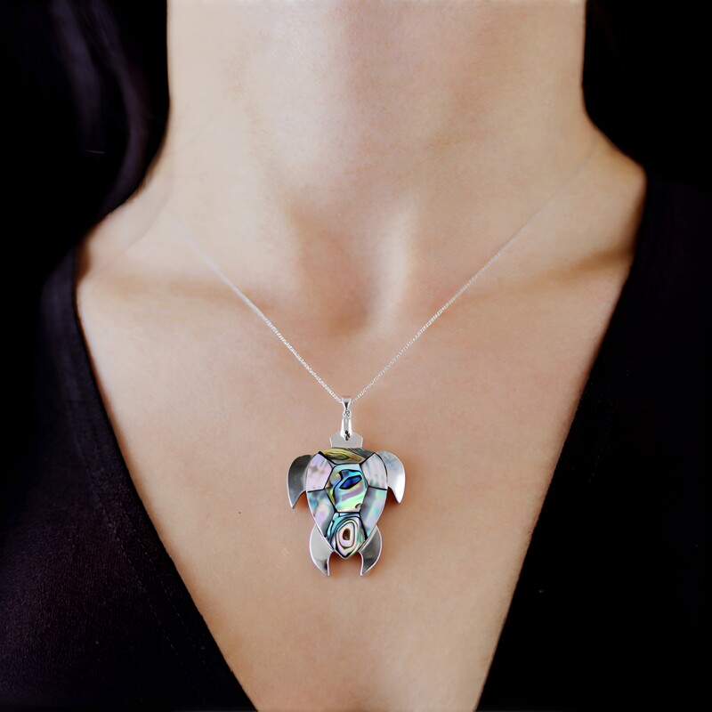 Edelstein-Silberanhänger