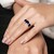 Zilveren ring met een Madagaskar Blauwe Saffier (de Melo Essence)