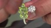 Anillo en plata con Peridoto de Jilin (de Melo Essence)