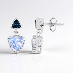 Orecchini in argento con Quarzo Blue Moon