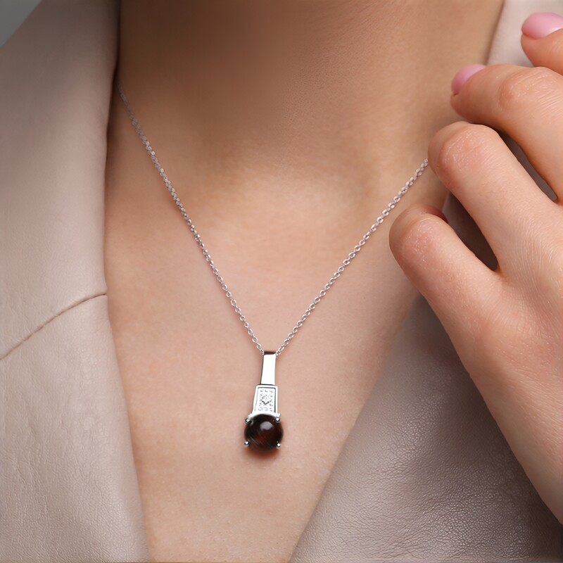 Rotes Tigerauge-Silberanhänger