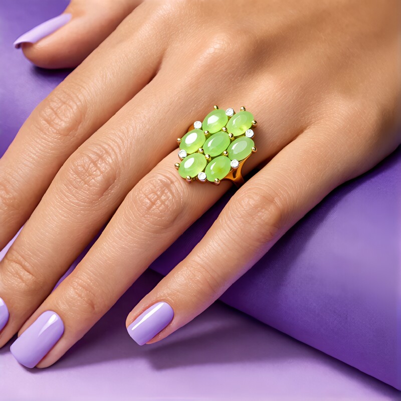 Anillo en plata con Crisoprasa imperial