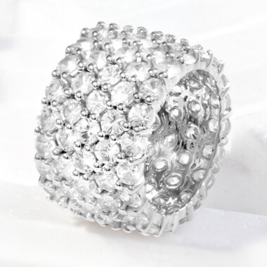 Anello in argento con Zircone