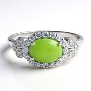 Zilveren ring met een keizerlijk chrysopraas