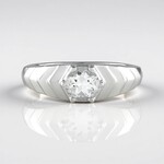 Anello in argento con Topazio Bianco
