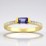 Anello in oro con Tanzanite AAA