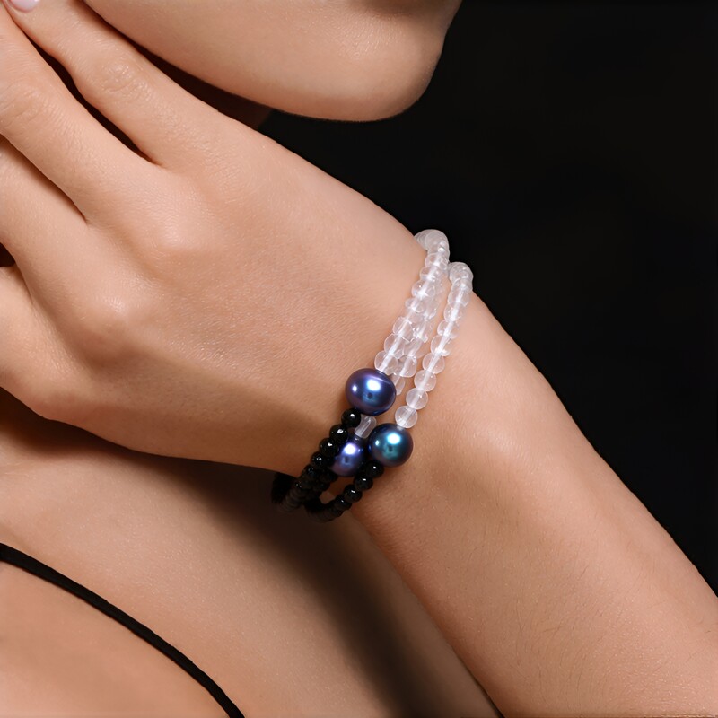 Brazalete en acero con Espinela negra (Riya)