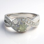 Anello in argento con Spectrolite