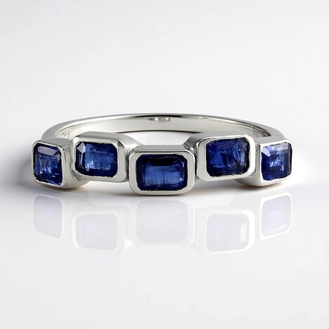 Anello in argento con Cianite del Nepal