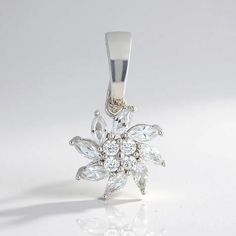 Ciondolo in argento con Zircone